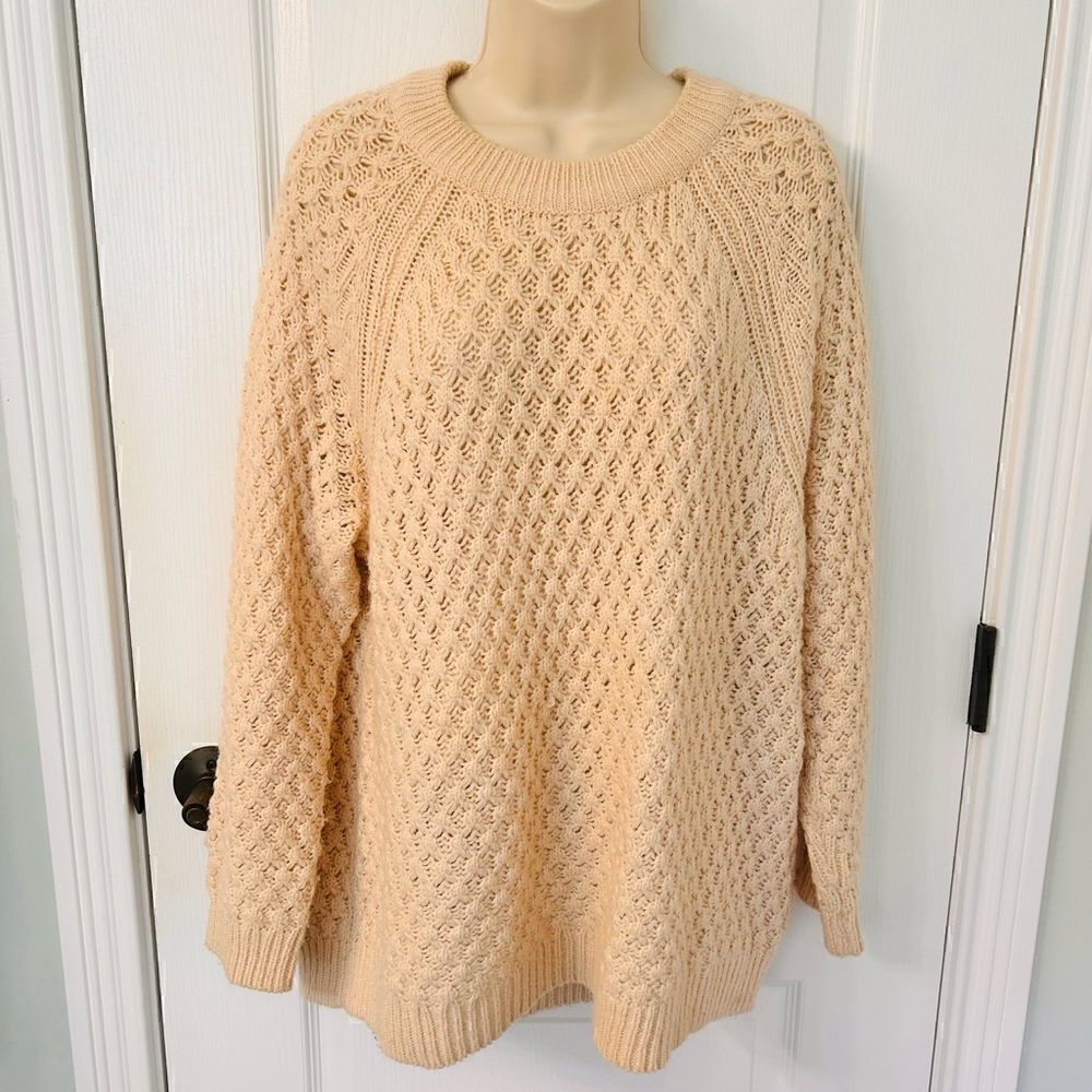 H&M Cozy Oversized Knit Taupe Sweater! ❤️